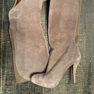 Enzo Angiolini Taupe Suede Knee-High Heeled Boots in size 10